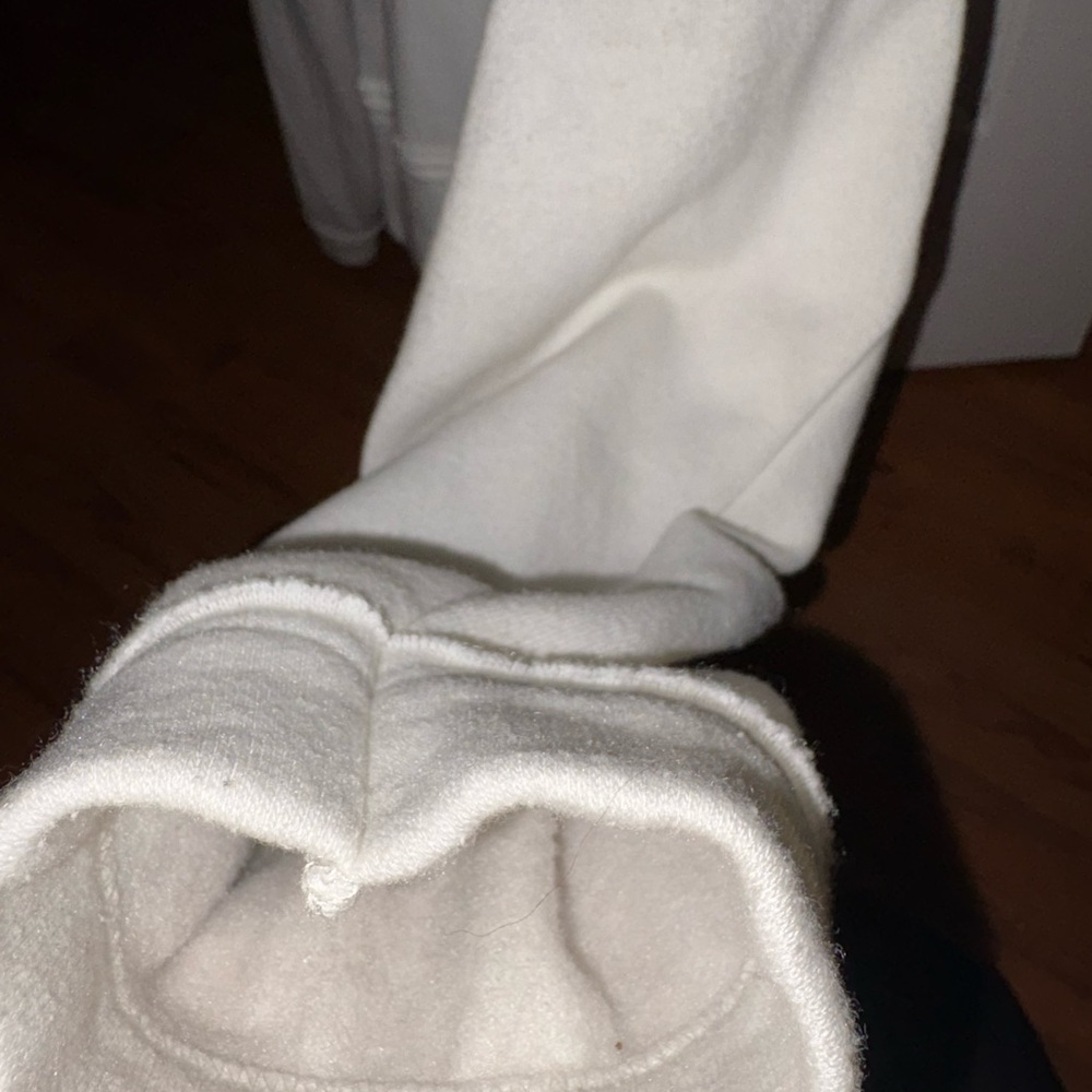 White Twist-Back Sweatshirt - Picture 3 of 6